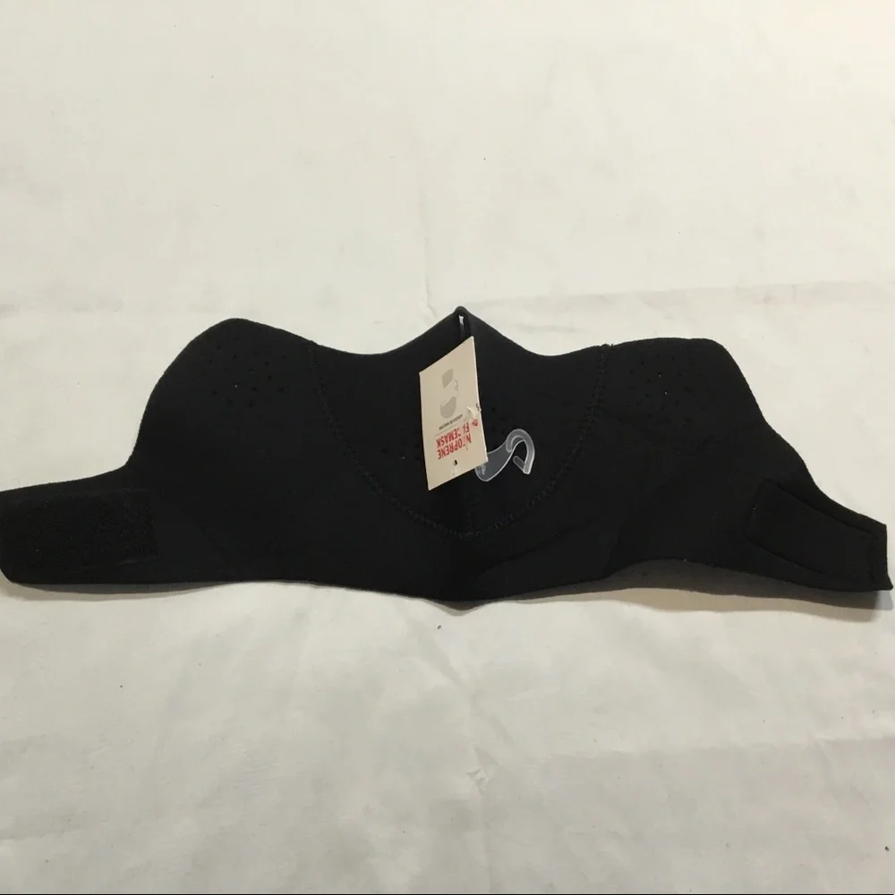 NWT Neoprene Face mask